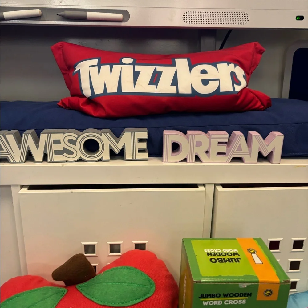 New Teacher Decor/Jumbo Wooden Word Cross Game 6 Piece Set - super cute